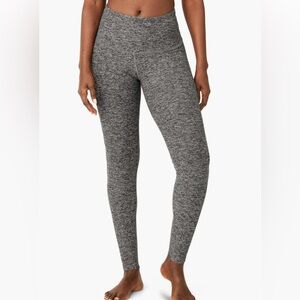 Beyond Yoga Gray Leggings in spacedye in size medium
